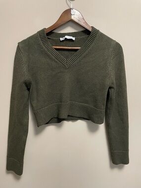 Zara Olive Green Cropped V-Neck Sweater Women’s Medium